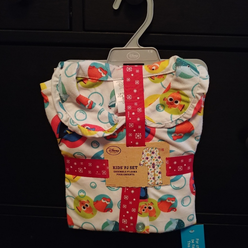 NWT Disney Nemo PJ set!